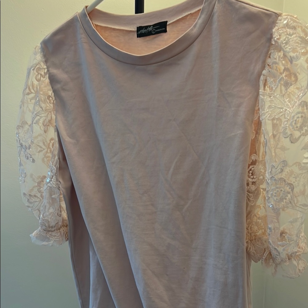 Ruffled Pink Shirt with Short Lace Sleeves